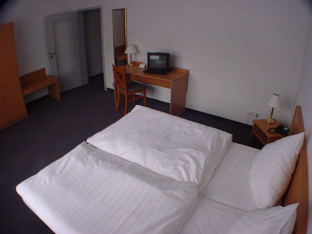 Hotel Tm Hotel Duesseldorf Dusseldorf